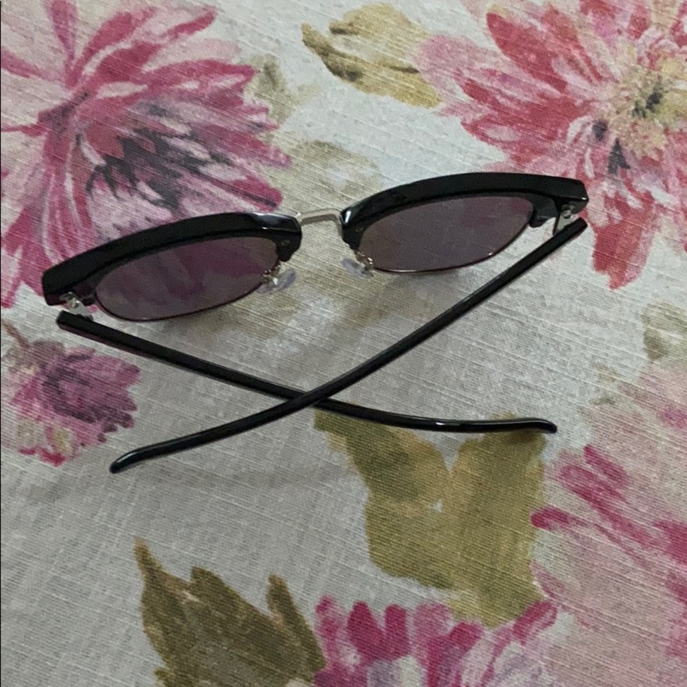 Abercrombie & Fitch sunglasses - Picture 3 of 4